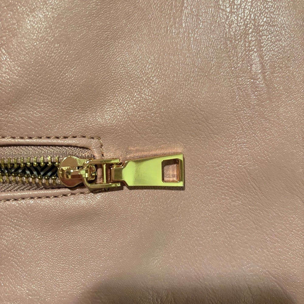 Chic Mauve faux Leather Hobo Bag - Picture 7 of 7
